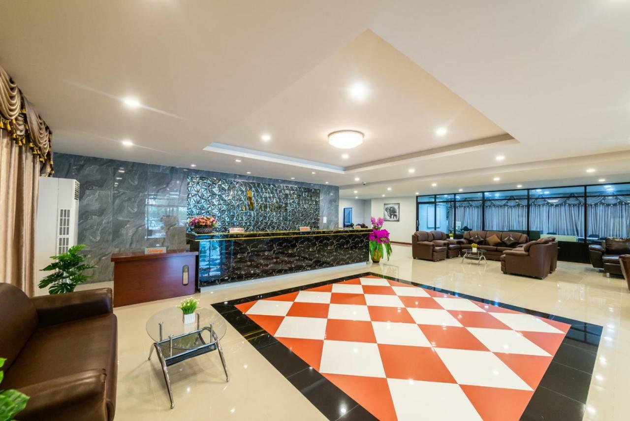Aurora Suvarnabhumi Hotel 5*