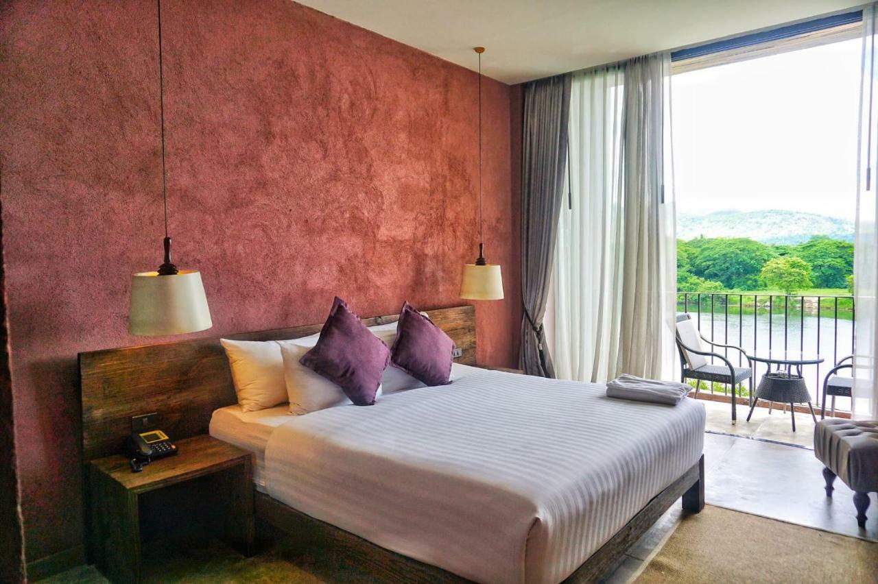 The Glory River Kwai Hotel 4*