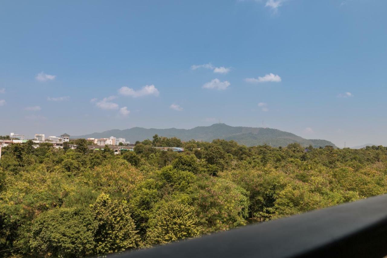 The Smart Yai Hotel