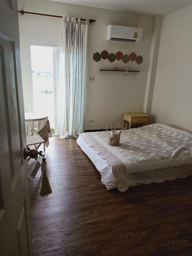 Life Station Hostel Ban Chang (Rayong)
