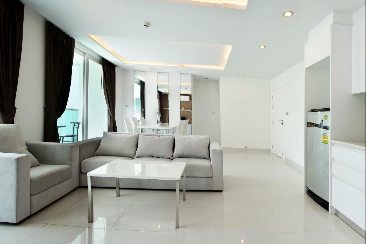 Apartment Amazon Unit B1-217