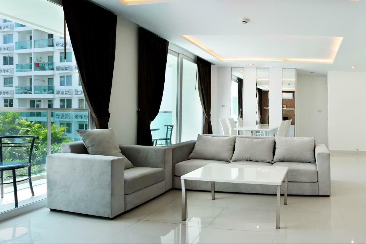 Amazon Unit B1-217 Apartment *