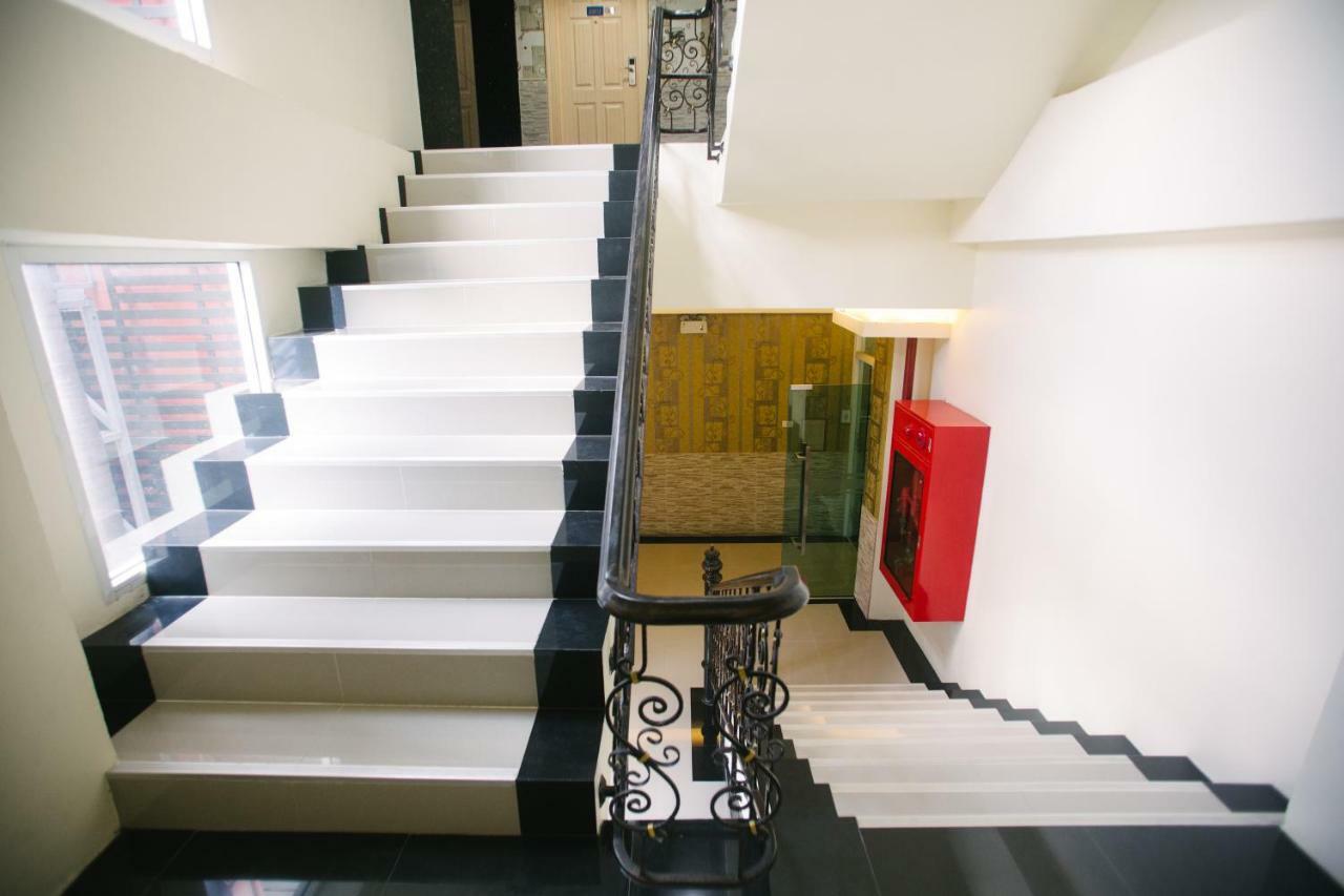 Western Royal Hotel 3*