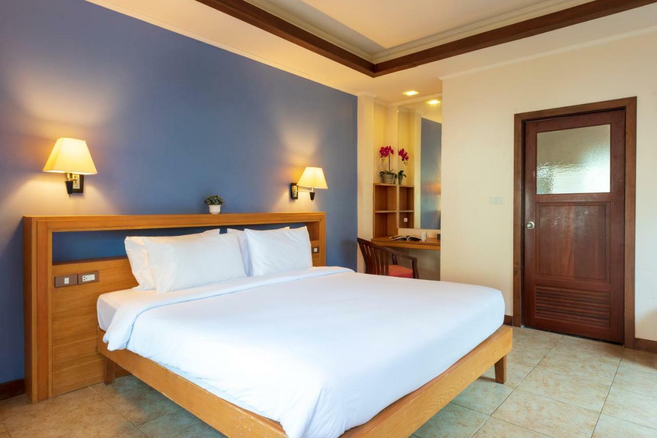 Resort Pinnacle Grand Jomtien And Club Na Chom Thian