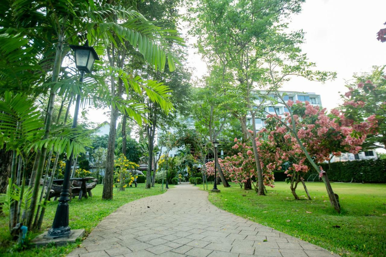 Resort Pinnacle Grand Jomtien And Club 4*