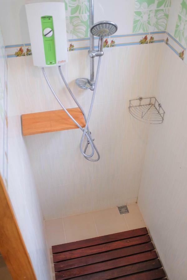 Ther เธอ Guest house Pran Buri