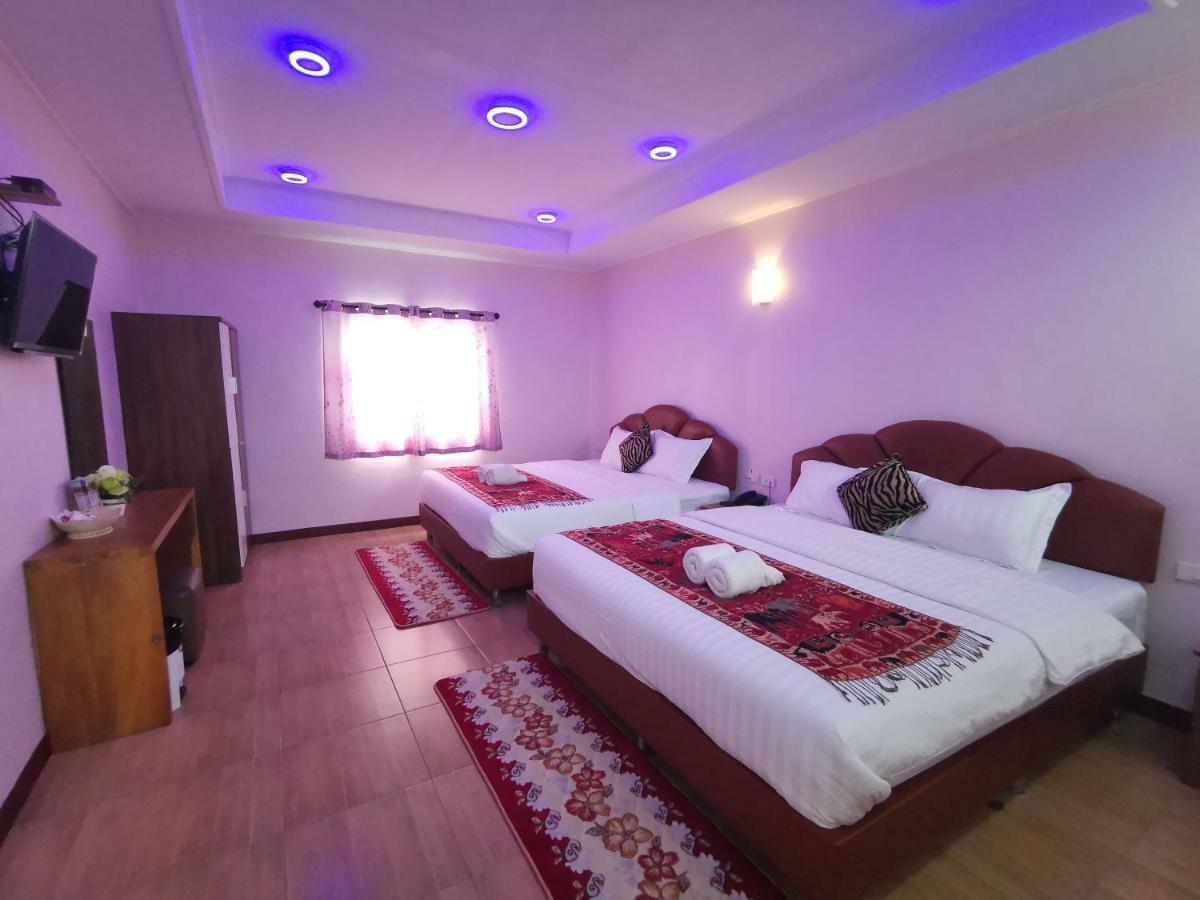 Hi Tech Guest house 2*