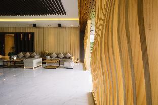 Hotel Nadee 10 &