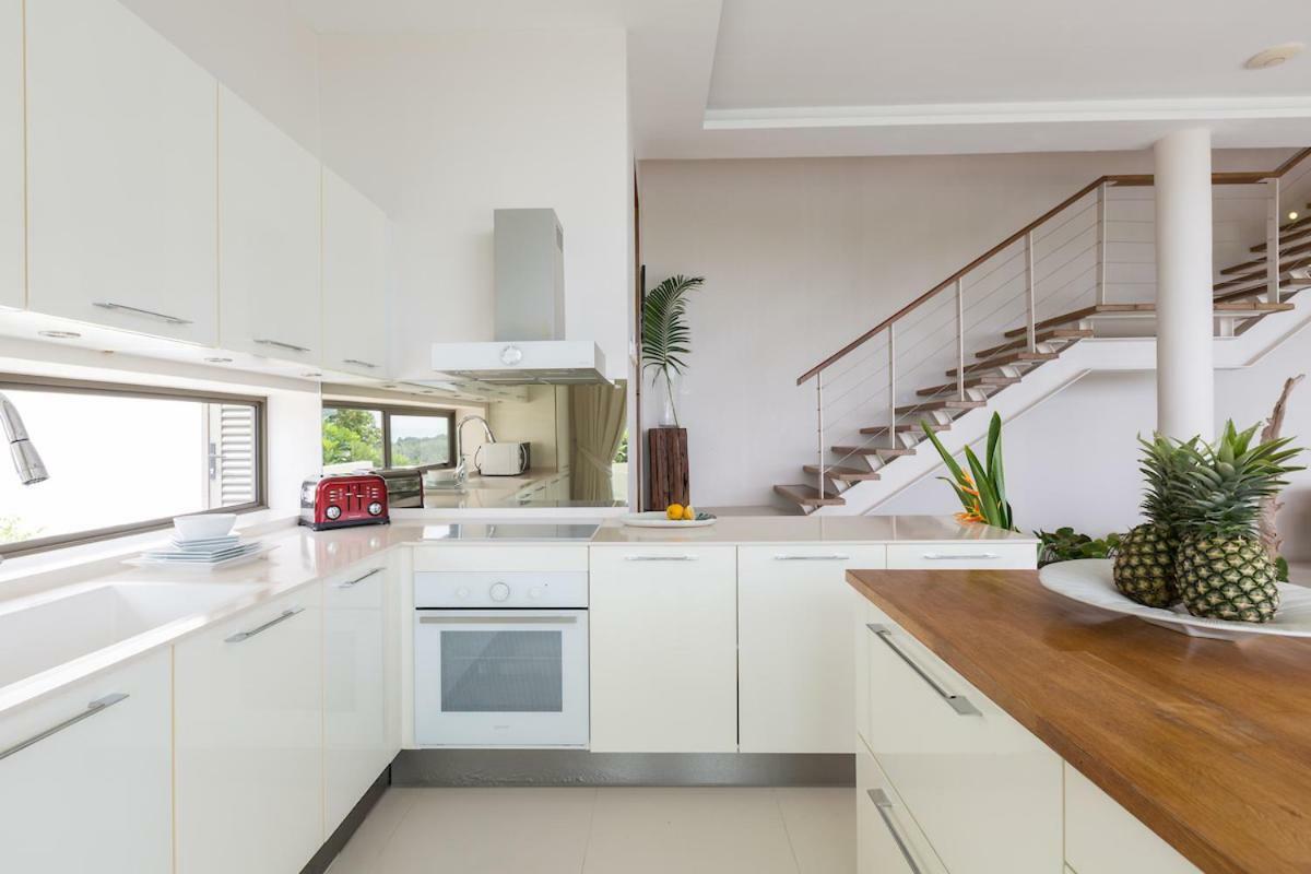 Villa The Ridge - Award Winning Sea View Pool