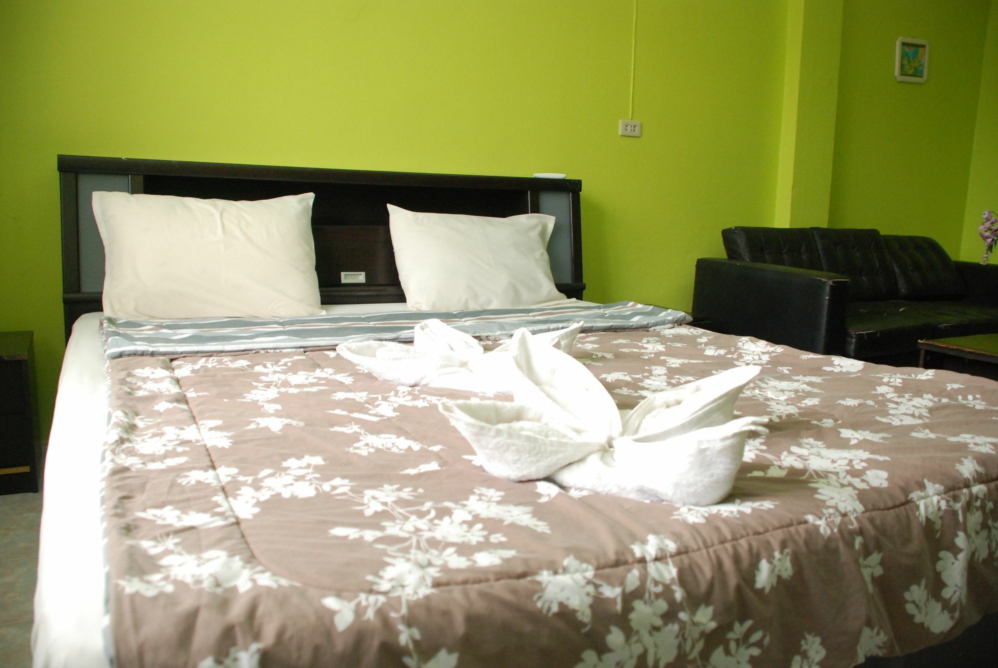 Blue Lagoon & Bar Inn 2*