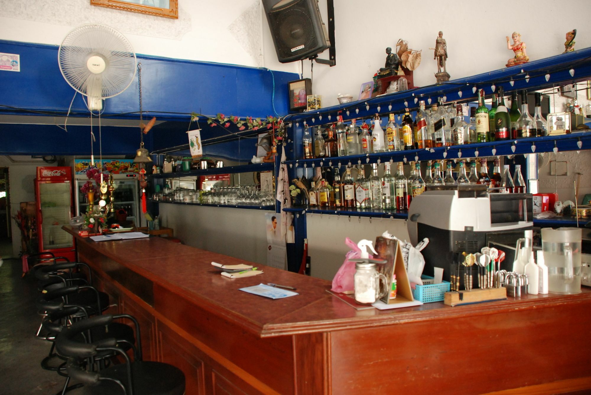 Inn Blue Lagoon & Bar