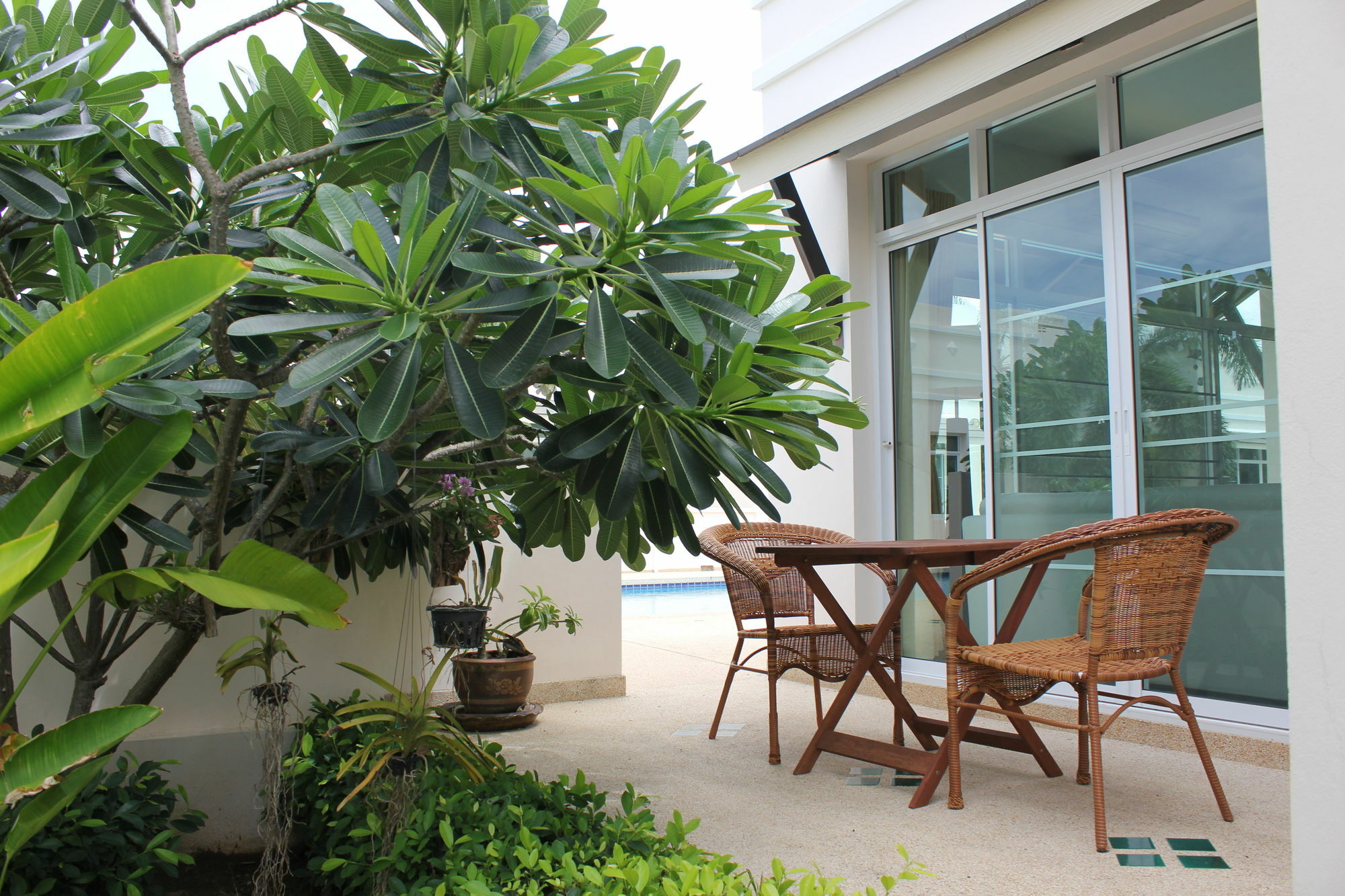 Talay Tara Resort