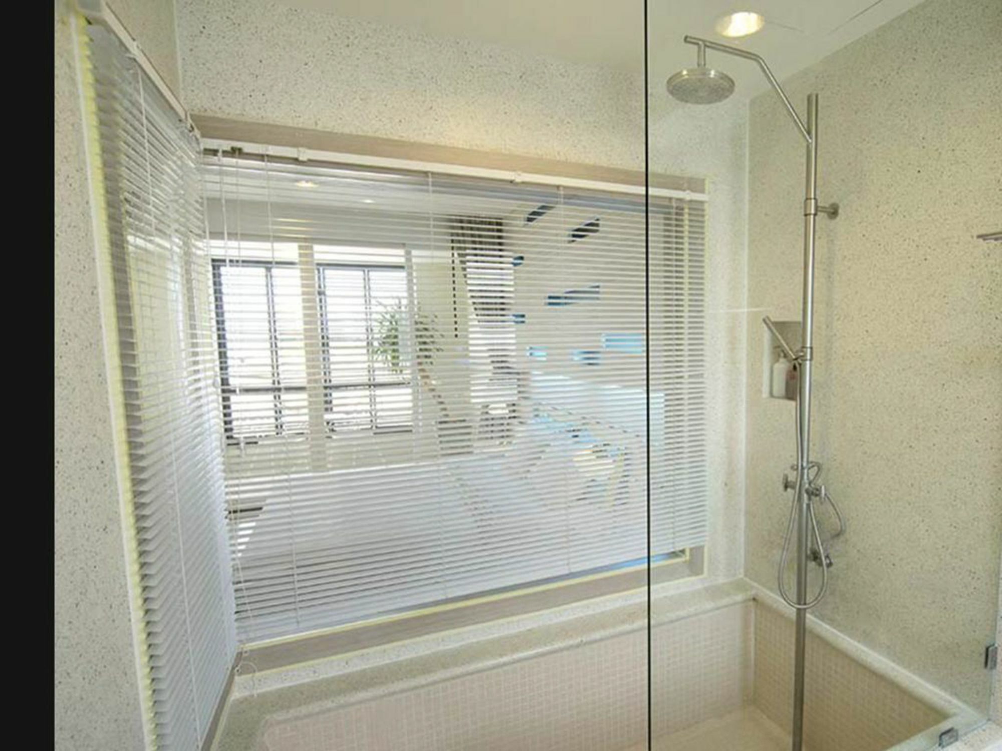 Apartment Away Baan Nub Kluen Front