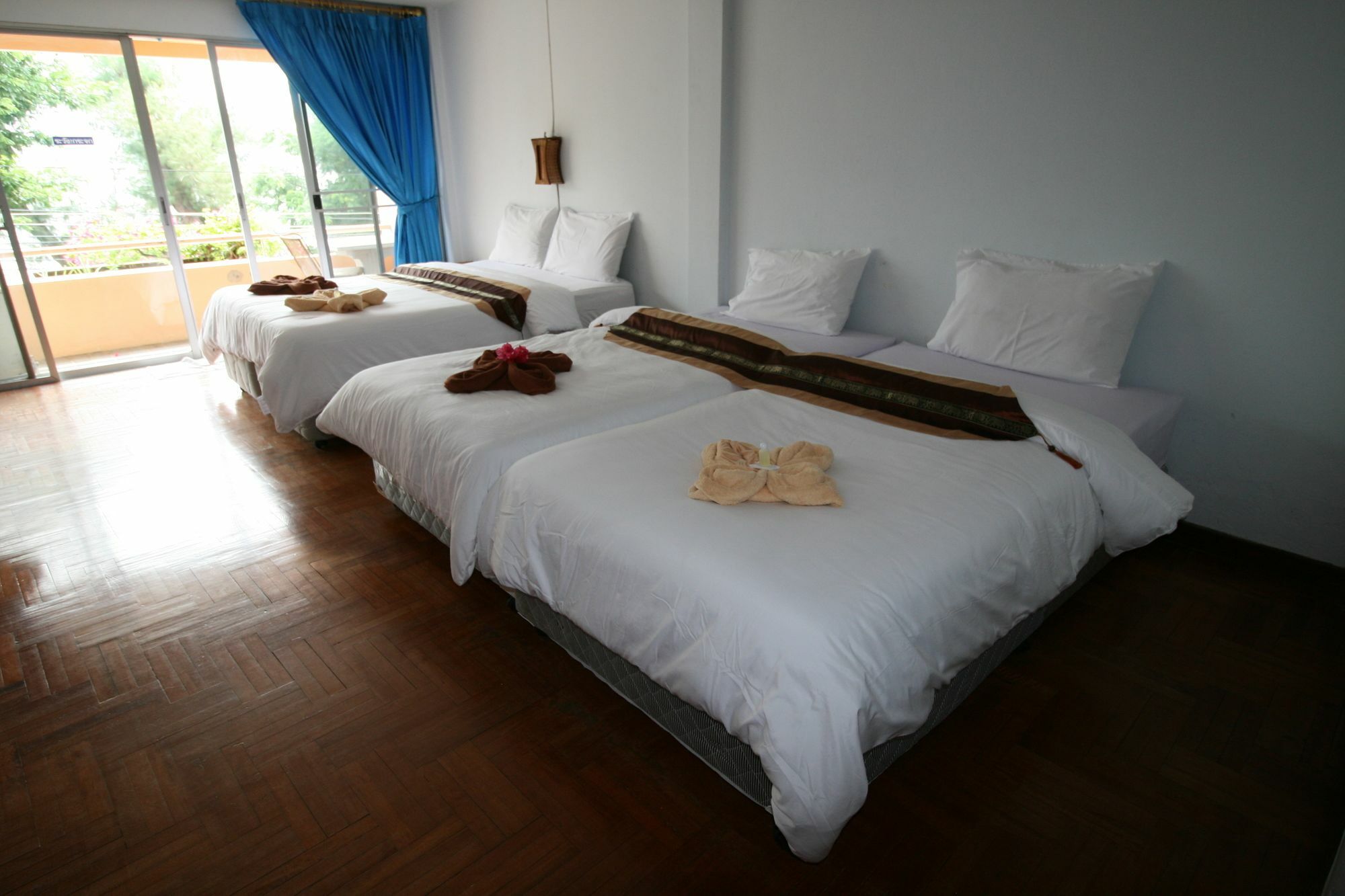 Beachfront Cha Am 3*
