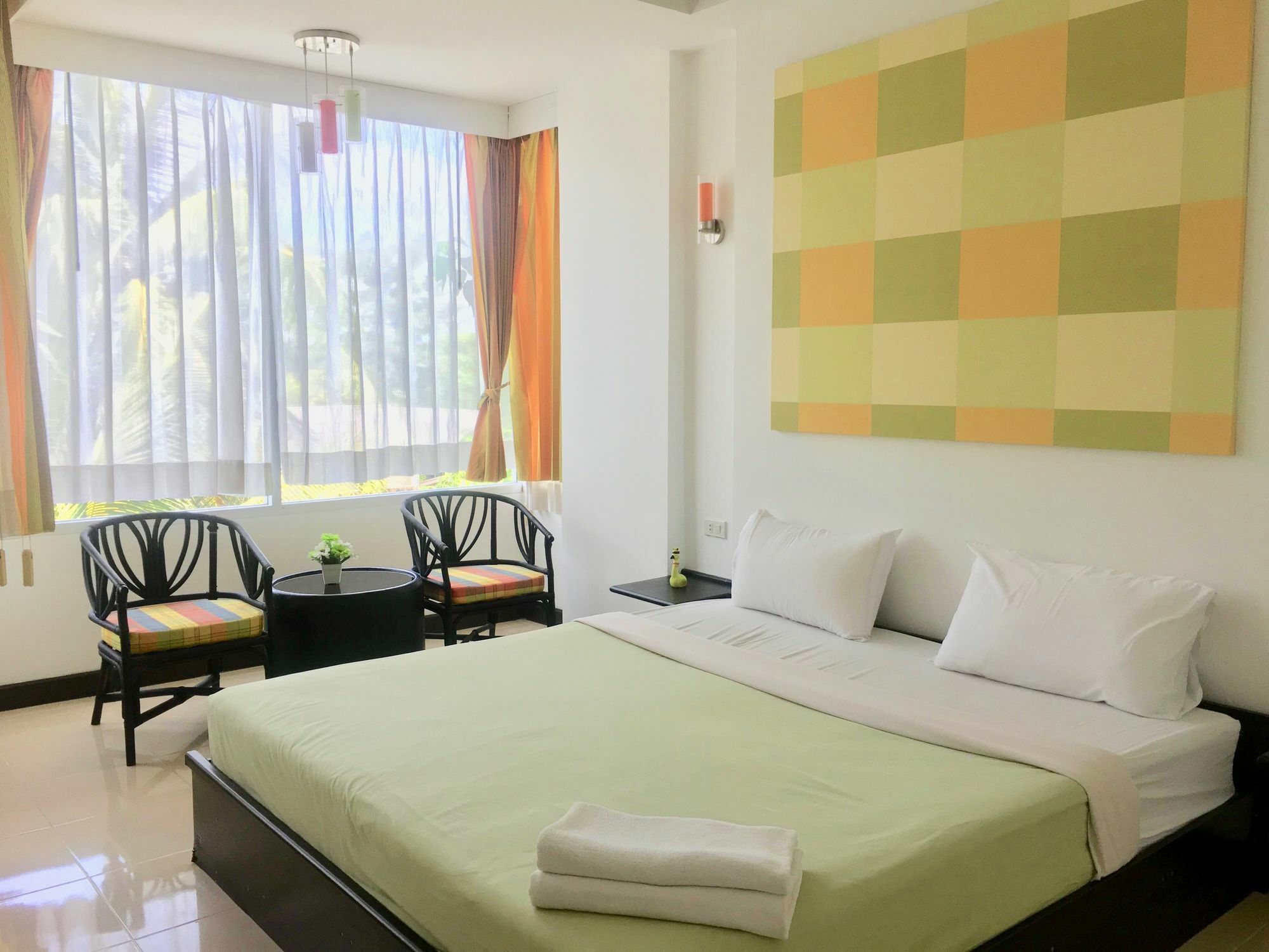Guest house Charlie House 2*