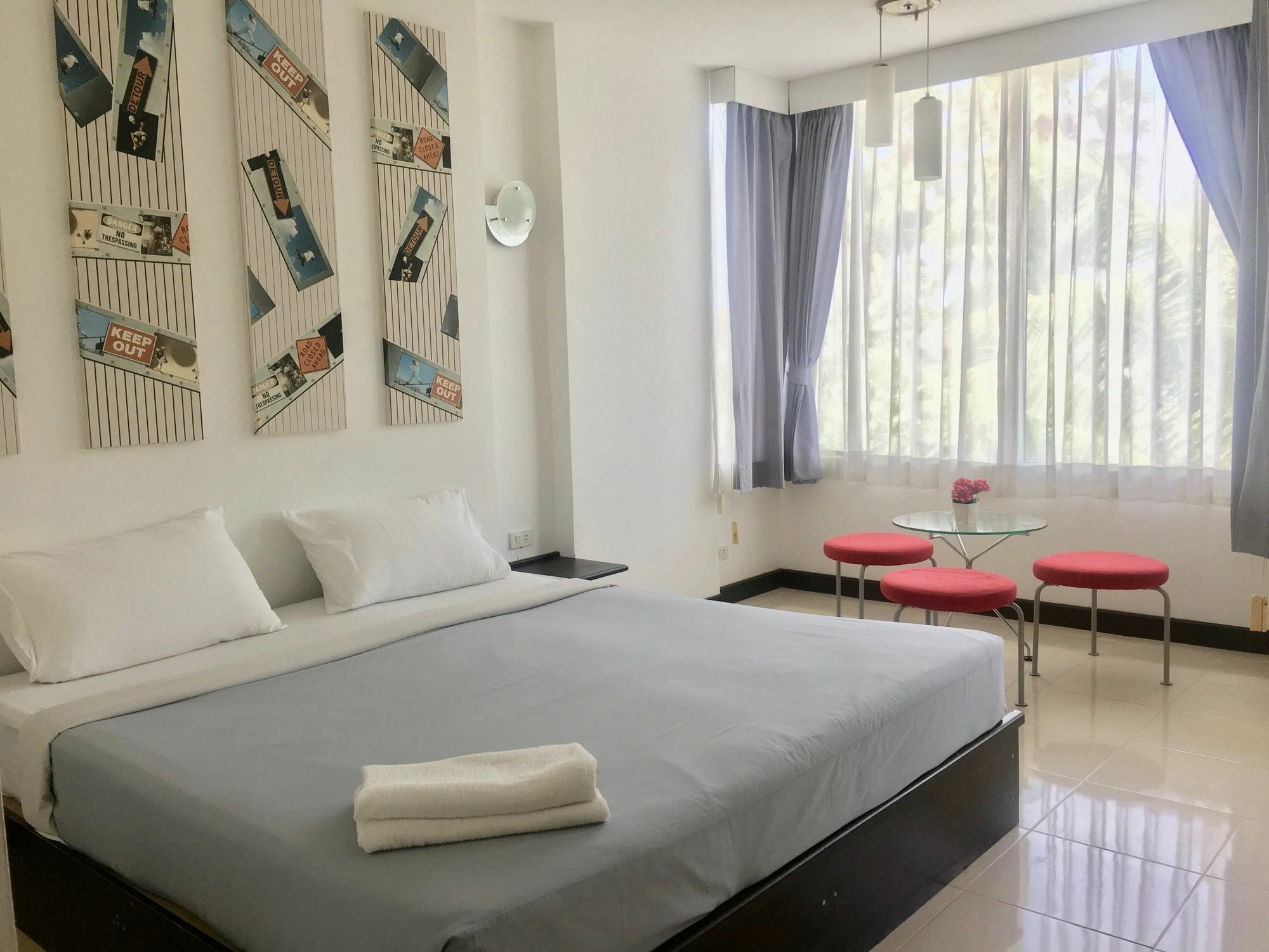 Charlie House Guest house 2*