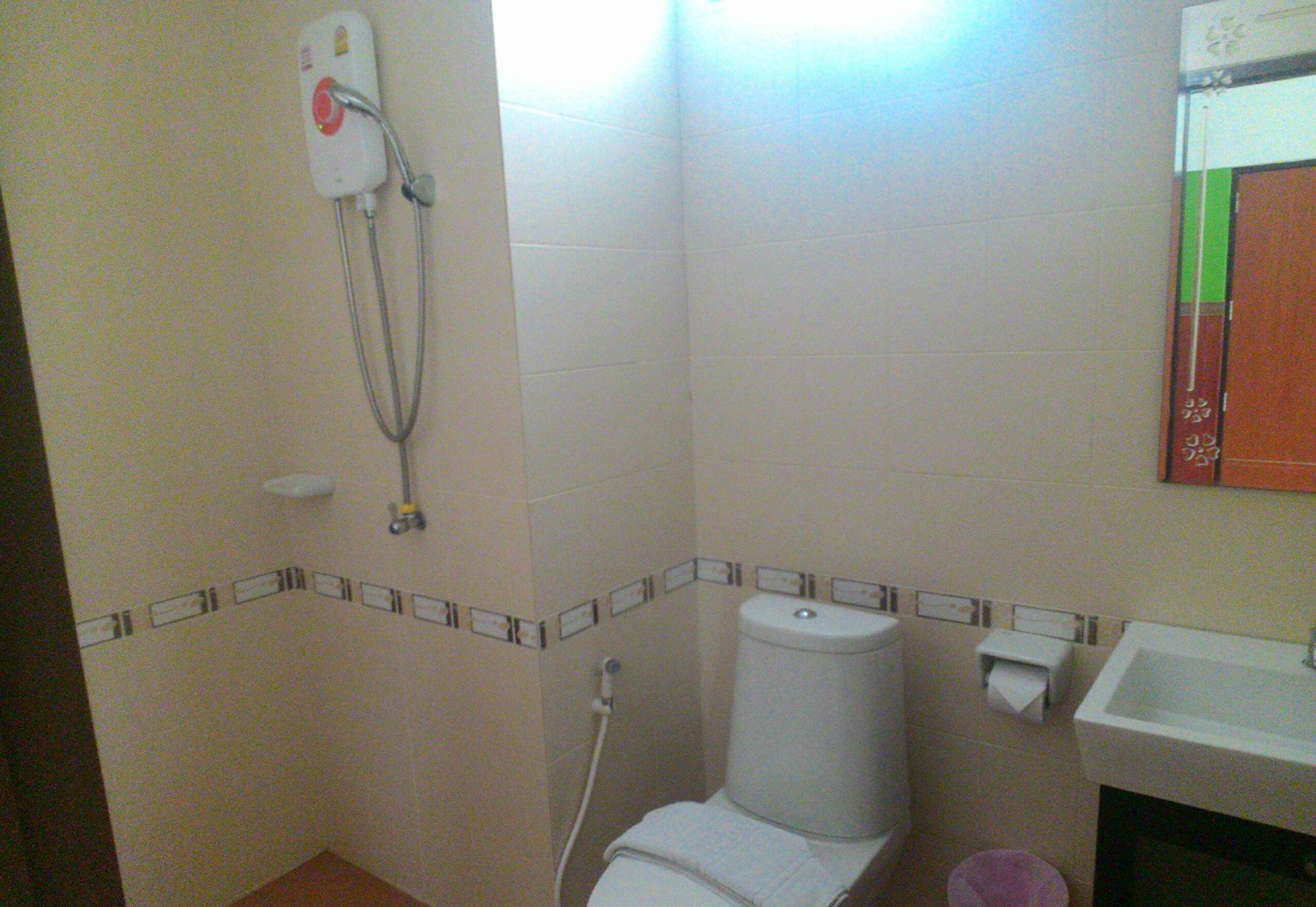 Ing-fah Hotel 3*