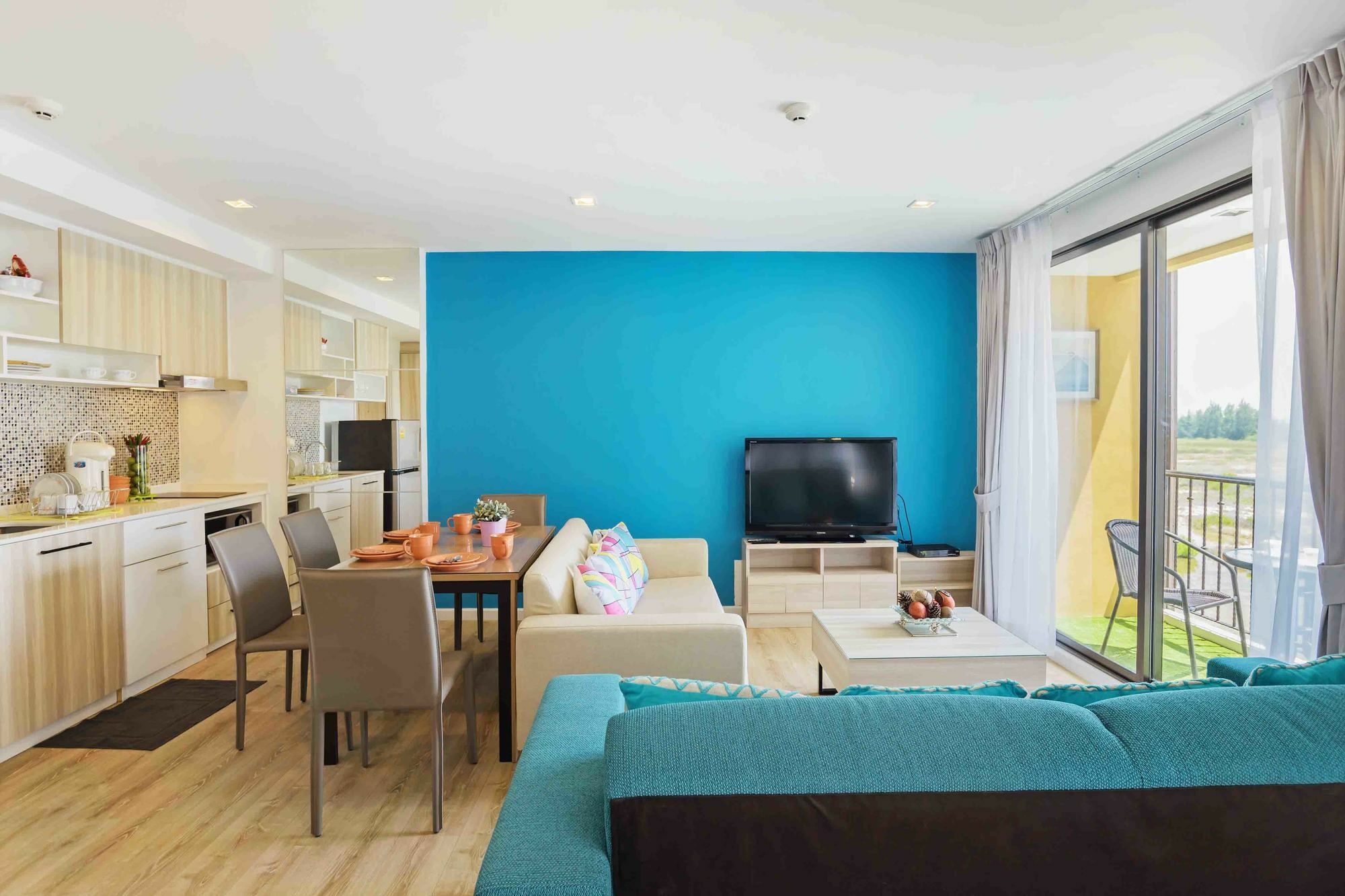 Bella Costa By Favstay Apartment