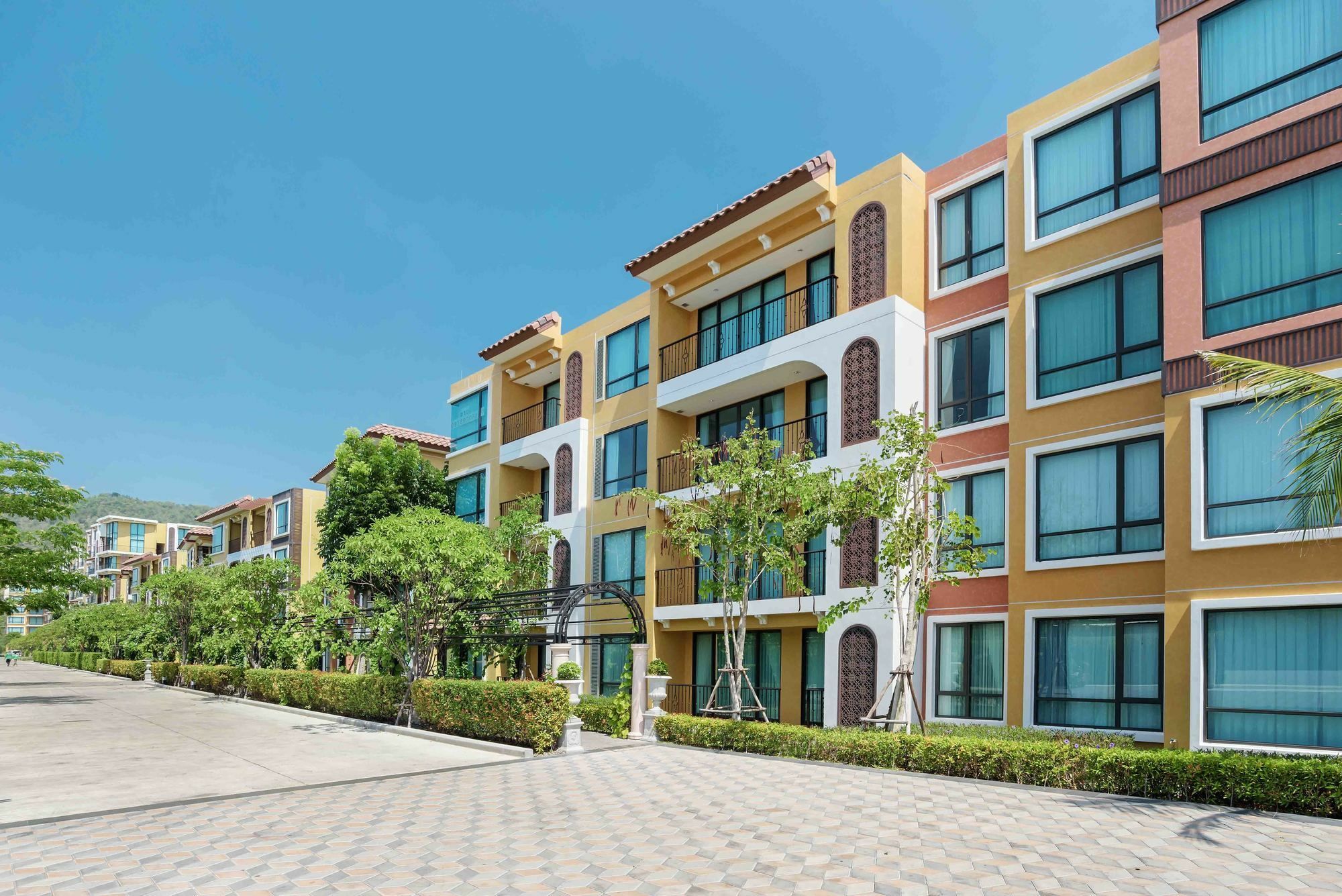 Bella Costa By Favstay Apartment Pran Buri