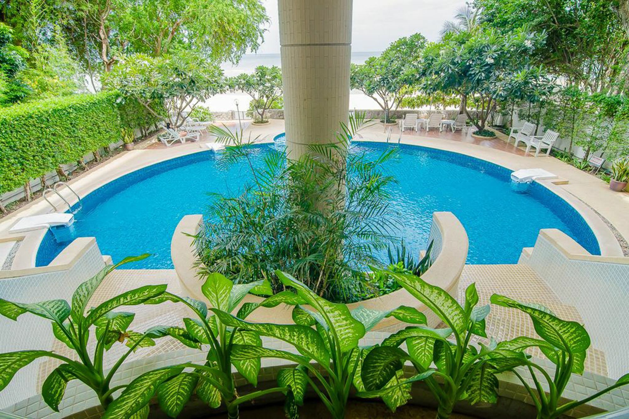 Apartment Baan Hansa