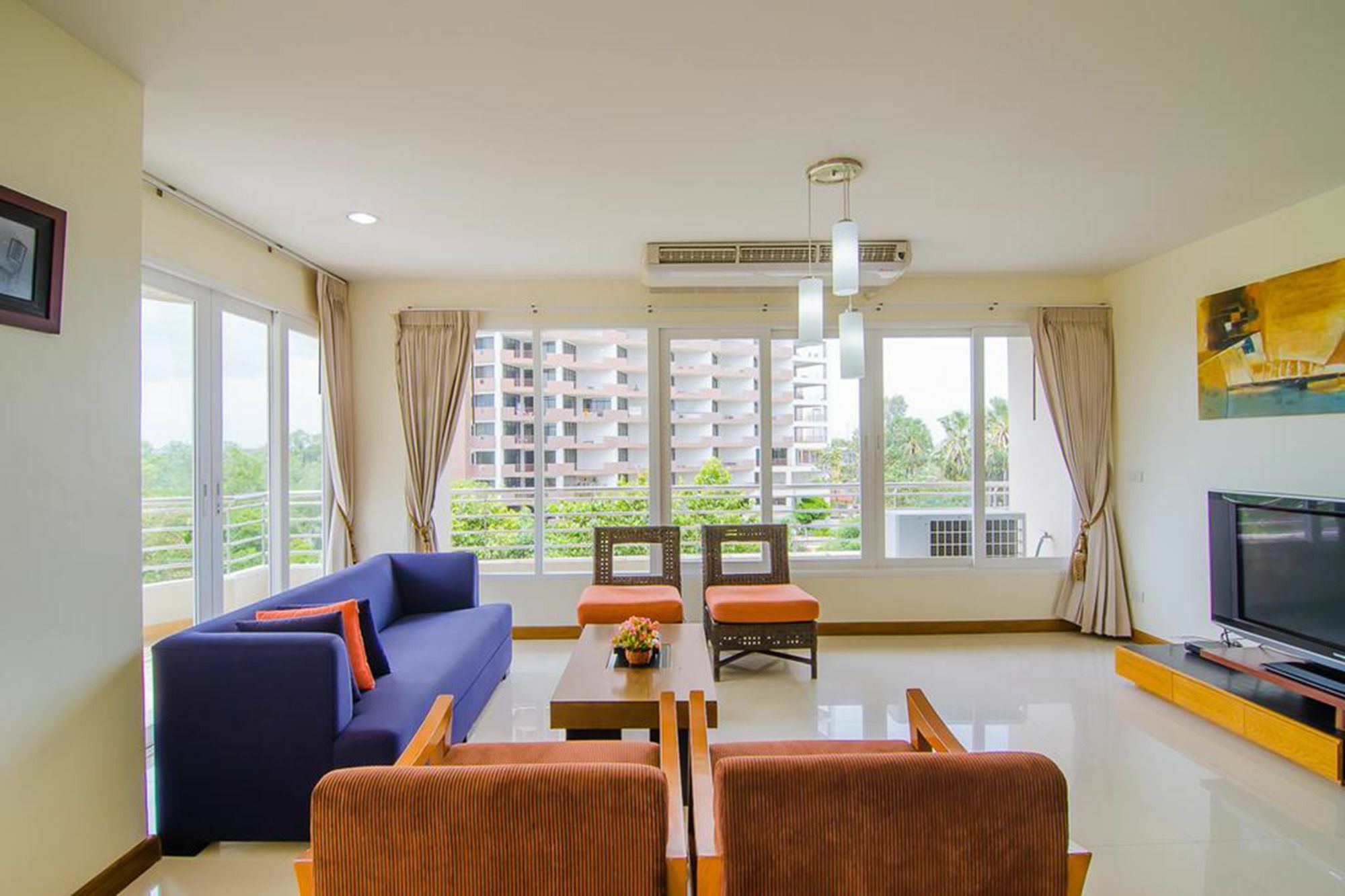 Apartment Baan Hansa