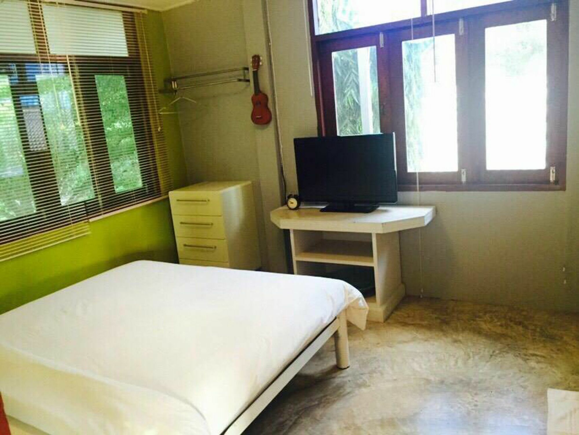 Surf House 2* Hua Hin
