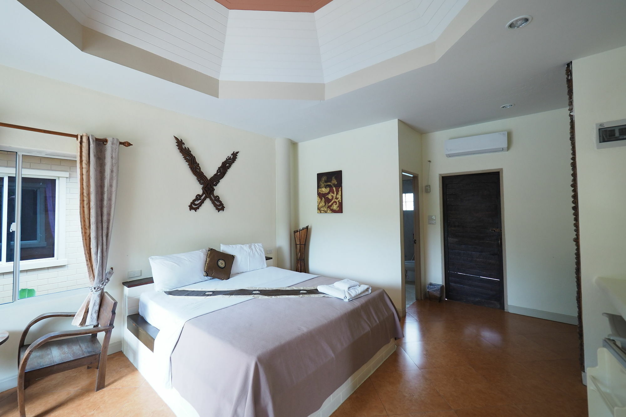 Jing Hotel