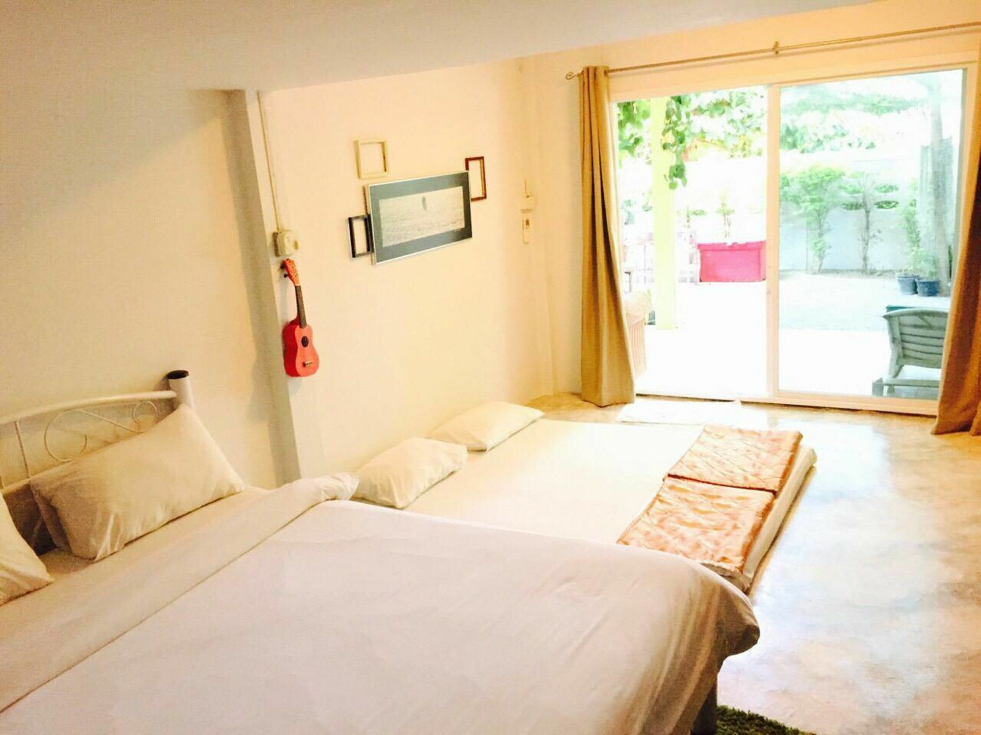 Surf House Hua Hin