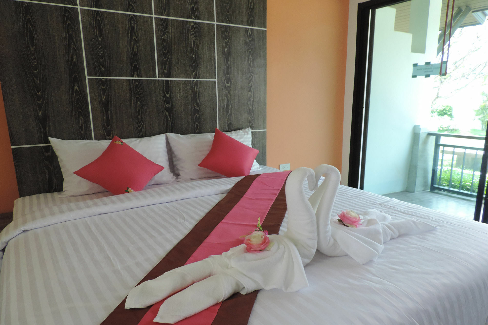 P' Private Cha Am Hotel 3*