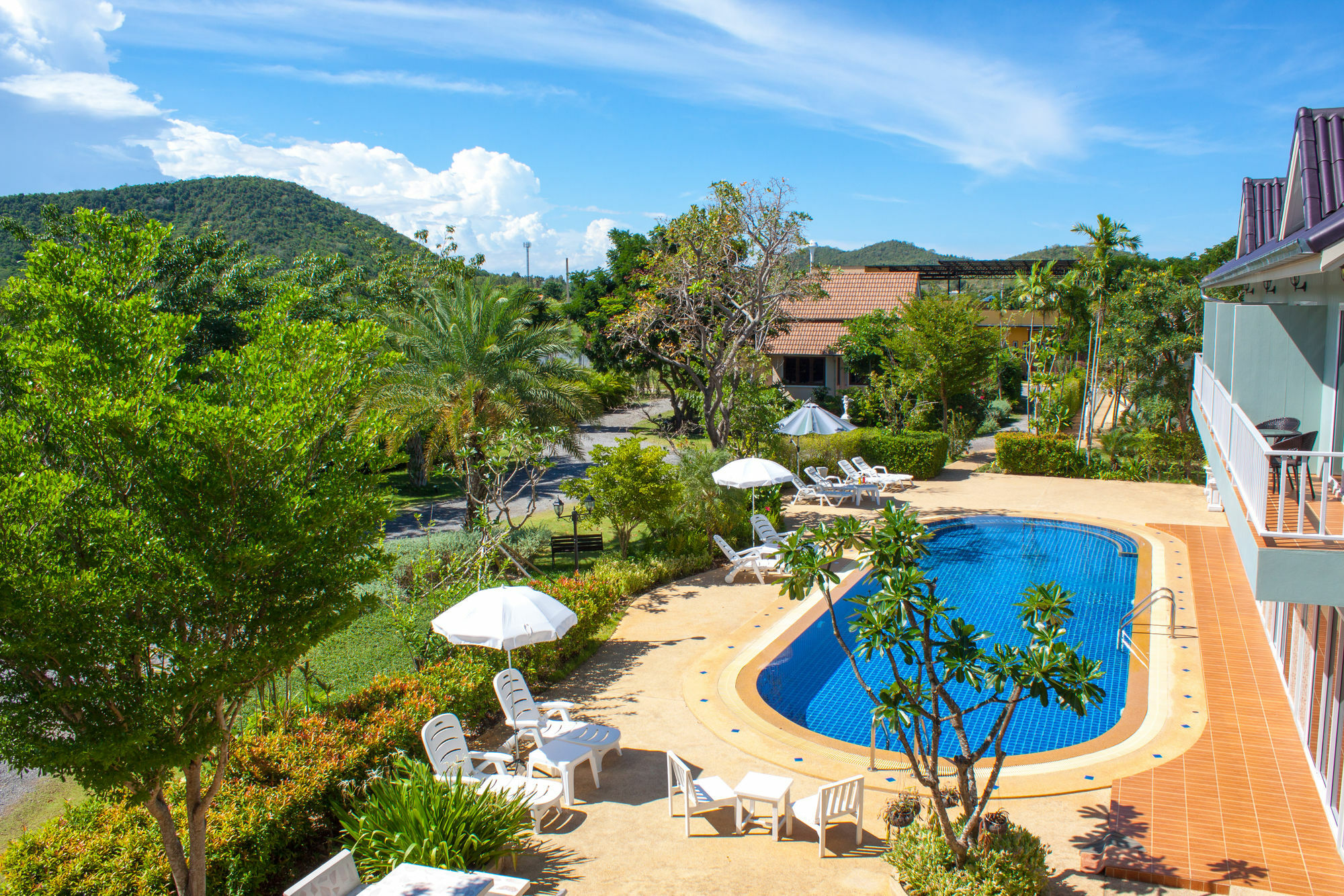Sweet Honey Pranburi 3*