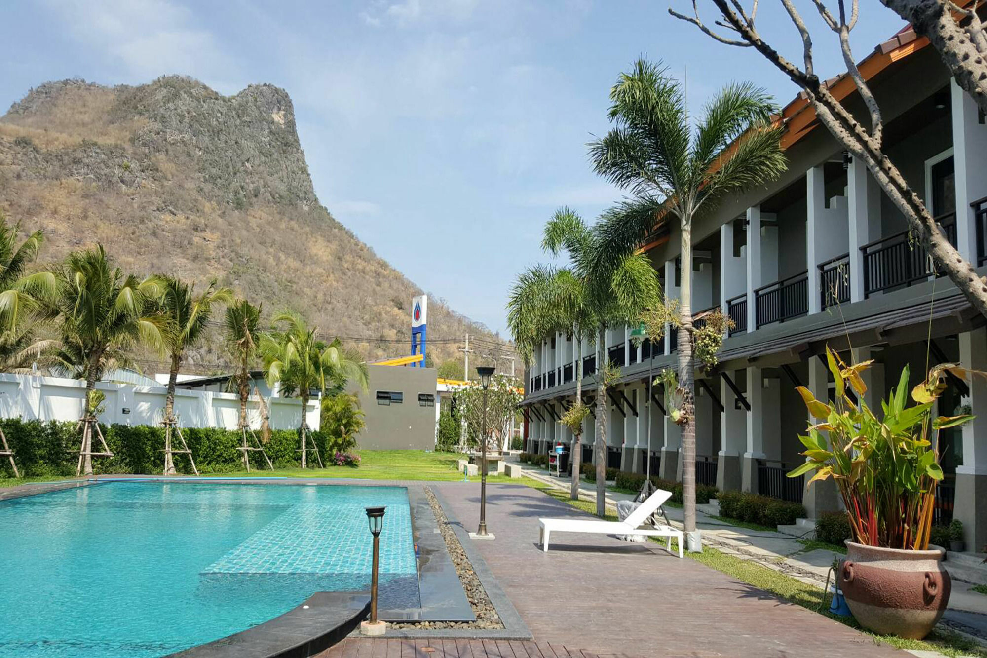 P' Private Cha Am Hotel Cha-Am