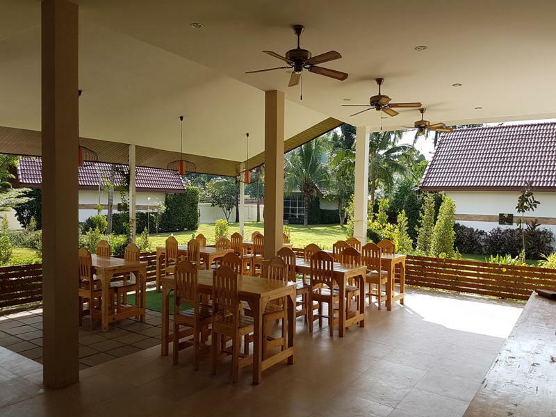 The Hillside Resort 3*