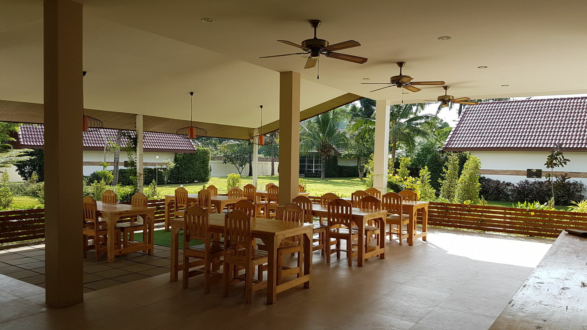 The Hillside Resort