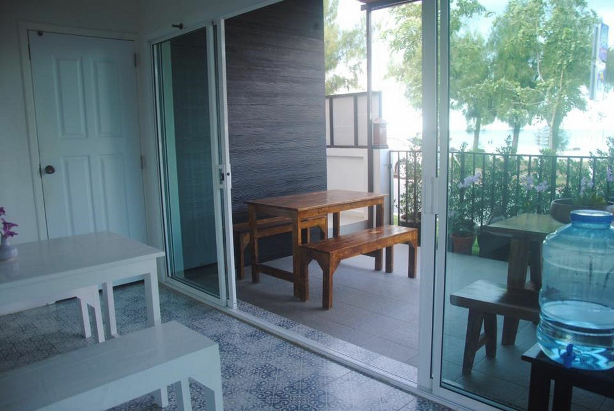 Baan Aroka Front Villa