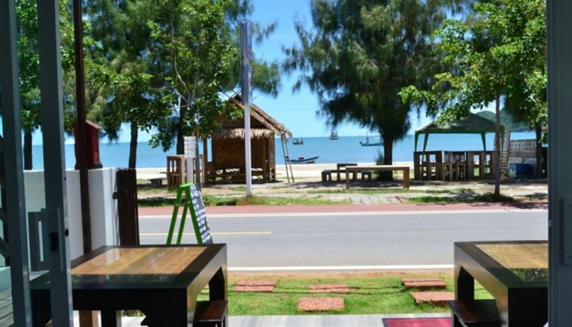 Baan Aroka Front Sam Roi Yot