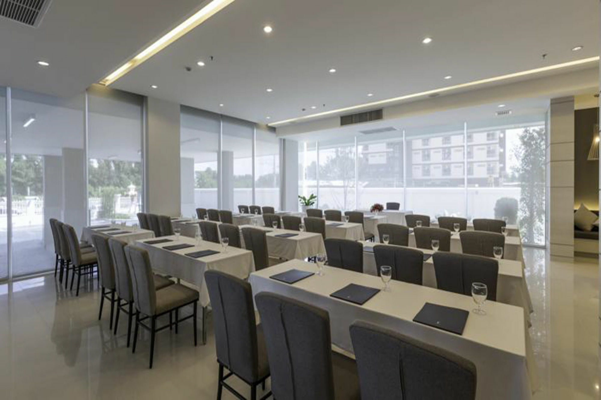 Kantary And Serviced Apartment, Amata, Bangpakong Ban Tamru