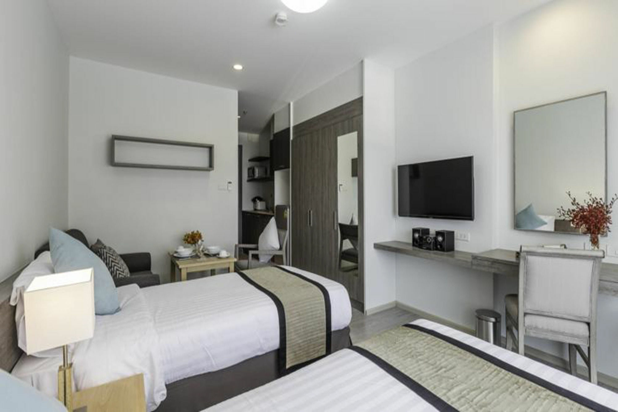 Kantary And Serviced Apartment, Amata, Bangpakong Hotel Ban Tamru