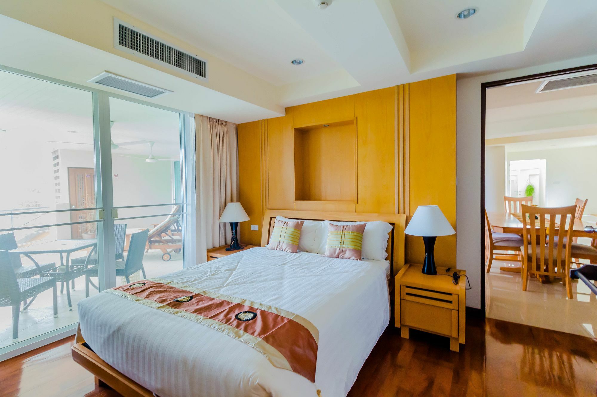 Sea View Hua Hin Hotel