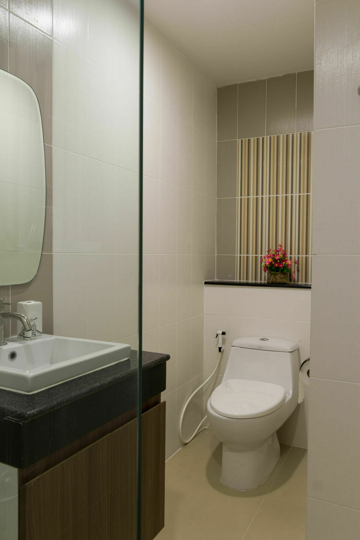 Modernbright Laemchabang Aparthotel 3*