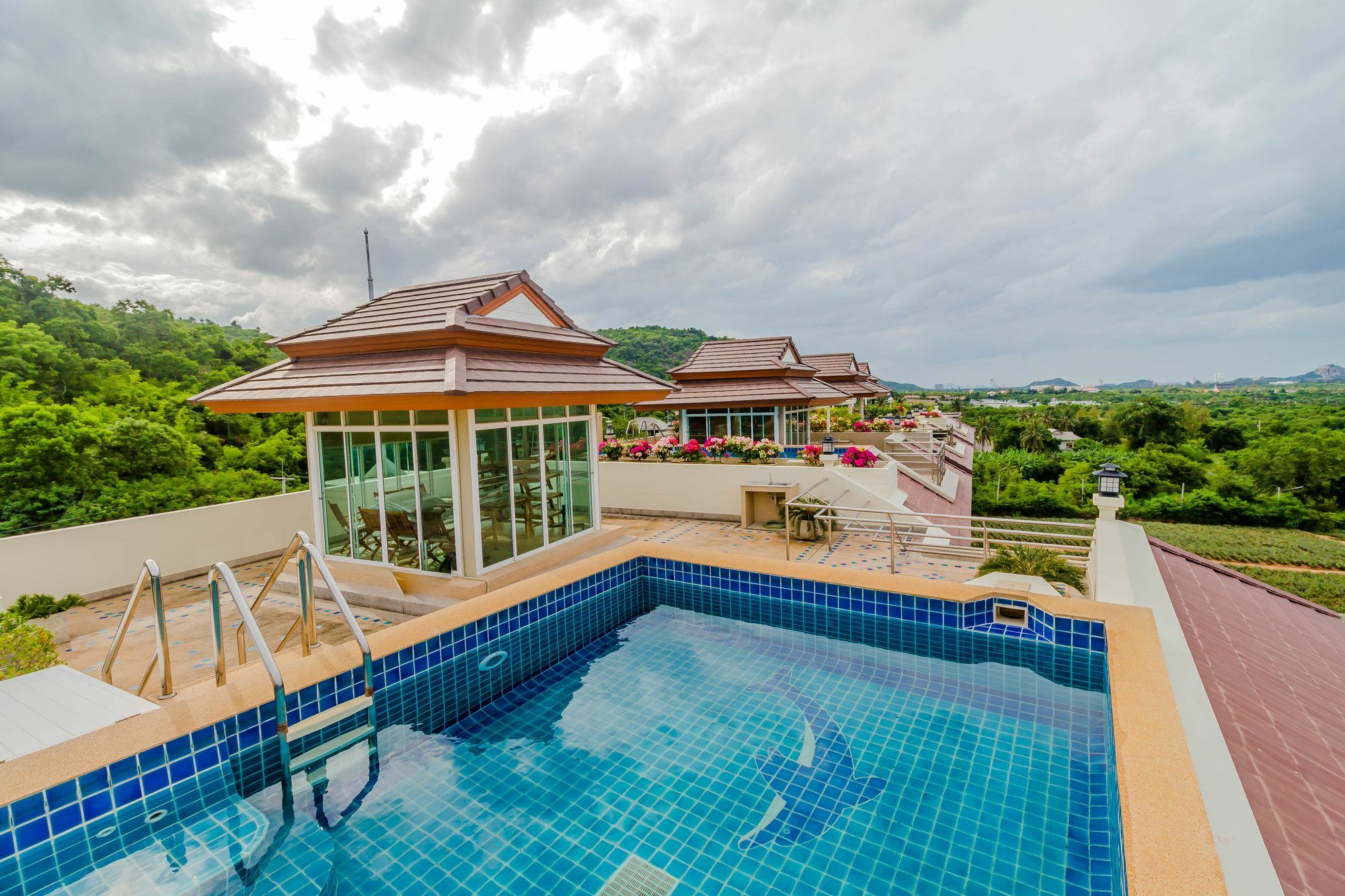 Sea View Hua Hin Hotel Khao Tao