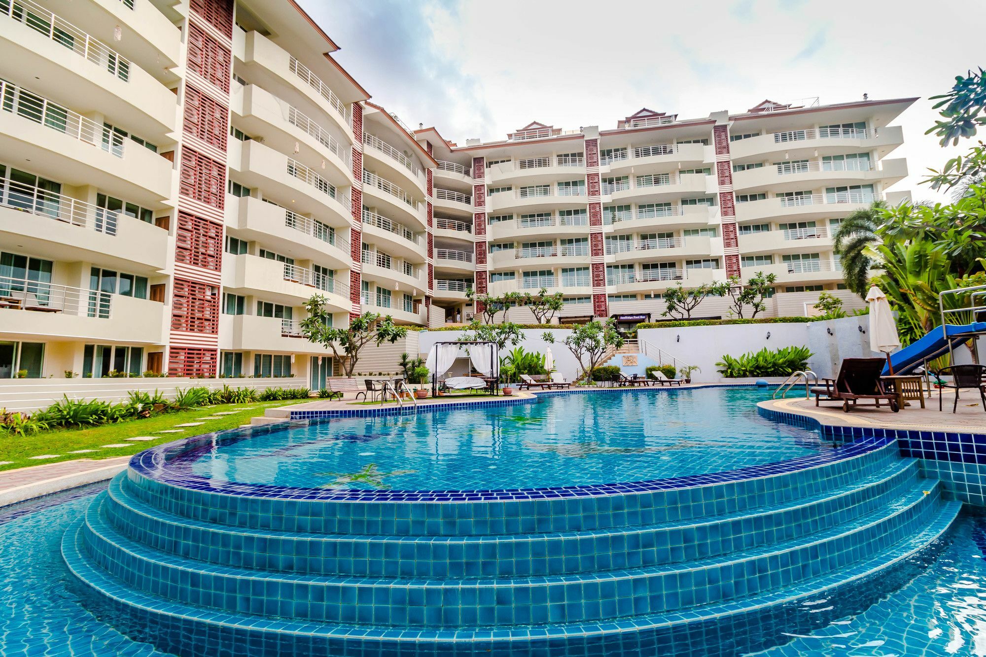 Sea View Hua Hin 3*