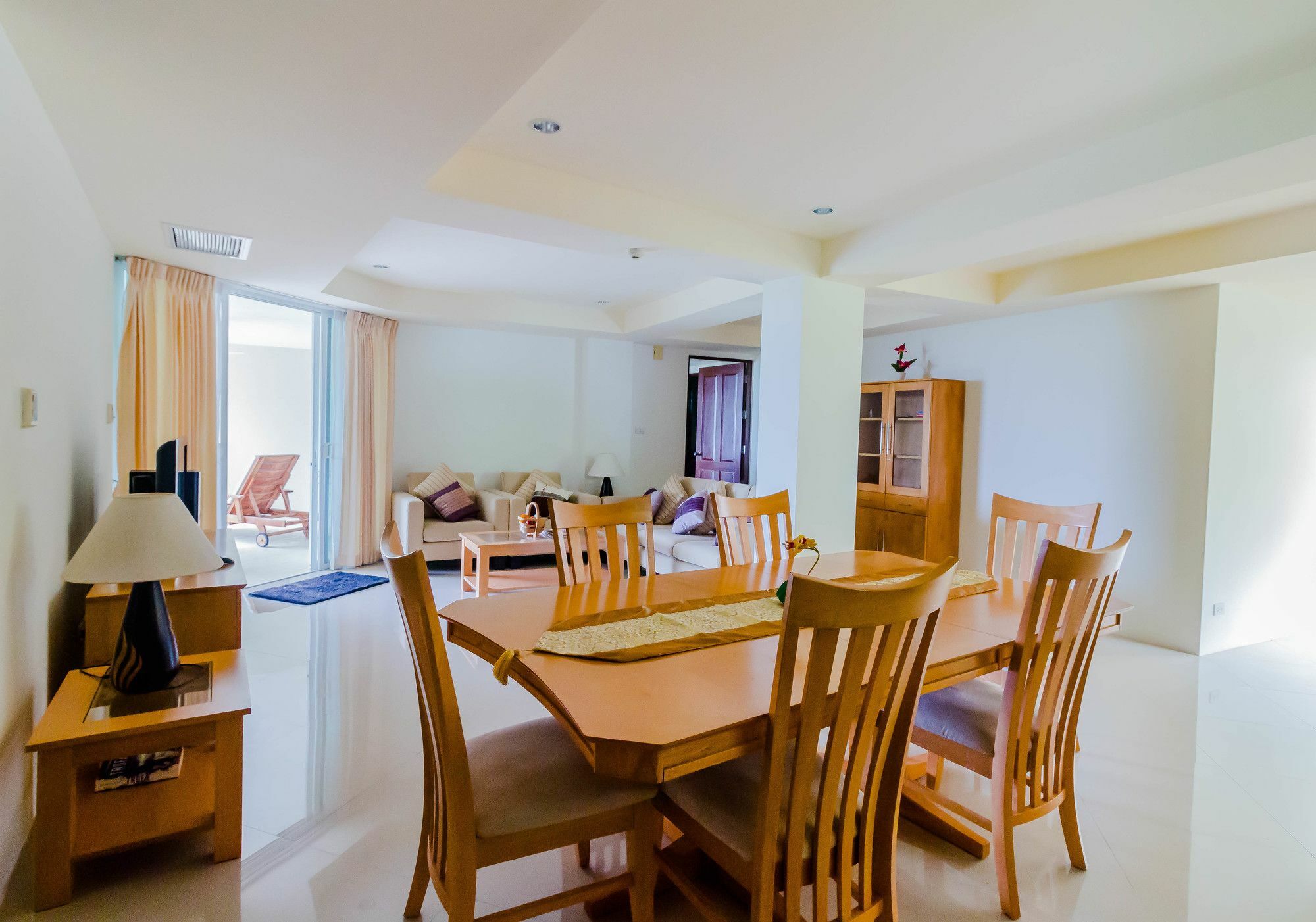 Sea View Hua Hin Hotel