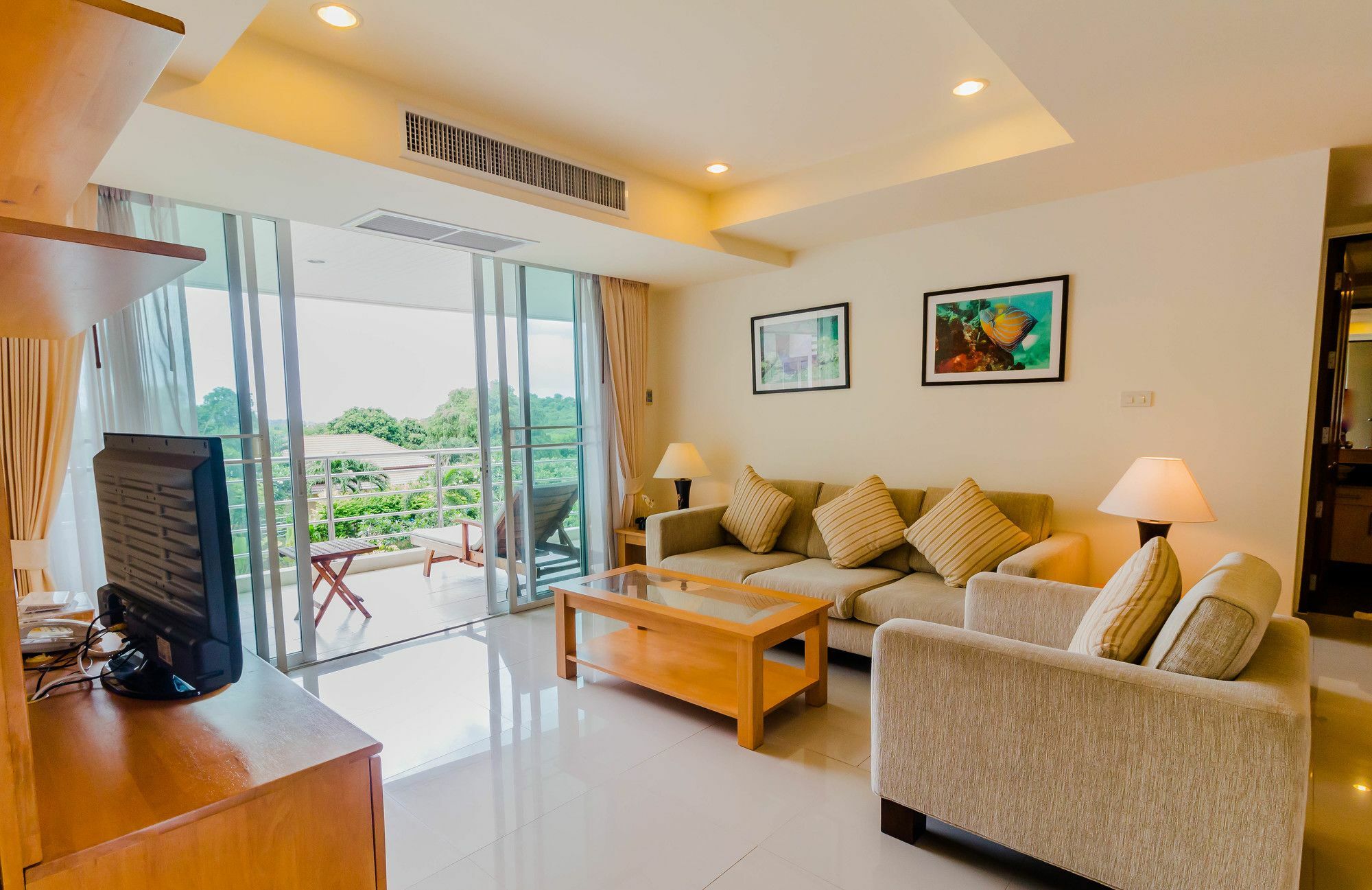 Sea View Hua Hin 3*