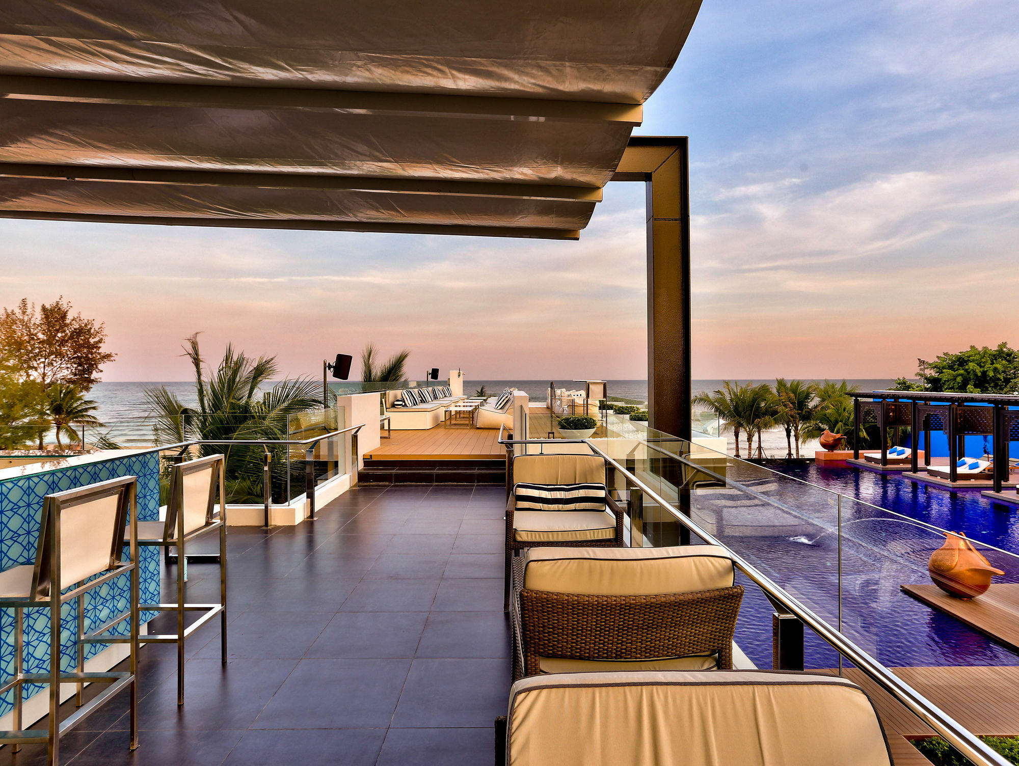 Ace Of Hua Hin - Sha