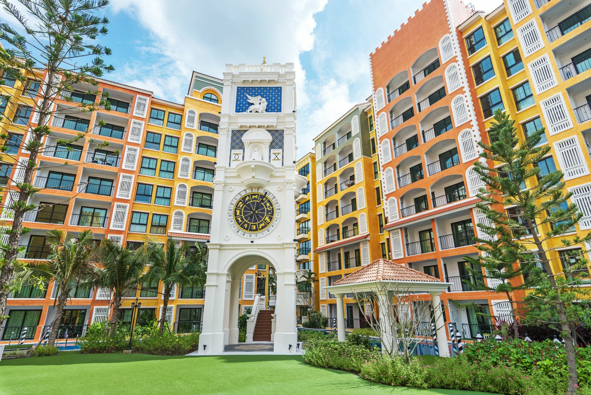 Hotel Venetian By Favstay