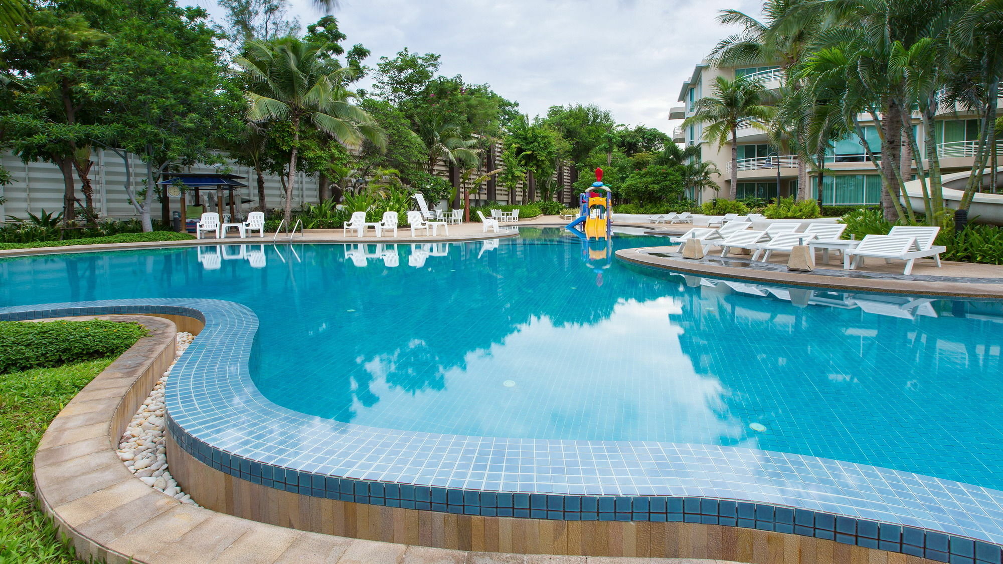 Baan Sanploen Beachfront * Hua Hin