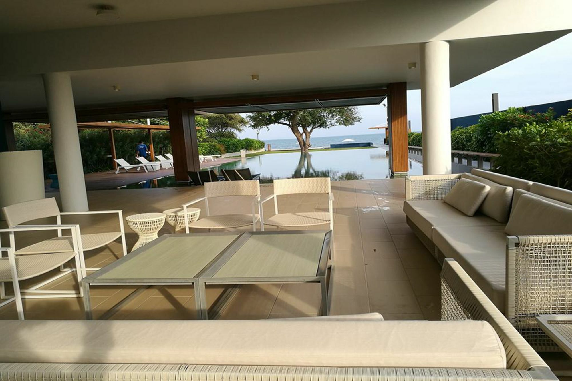 Baan Thew Talay Blue Sapphire 353 * Cha-Am