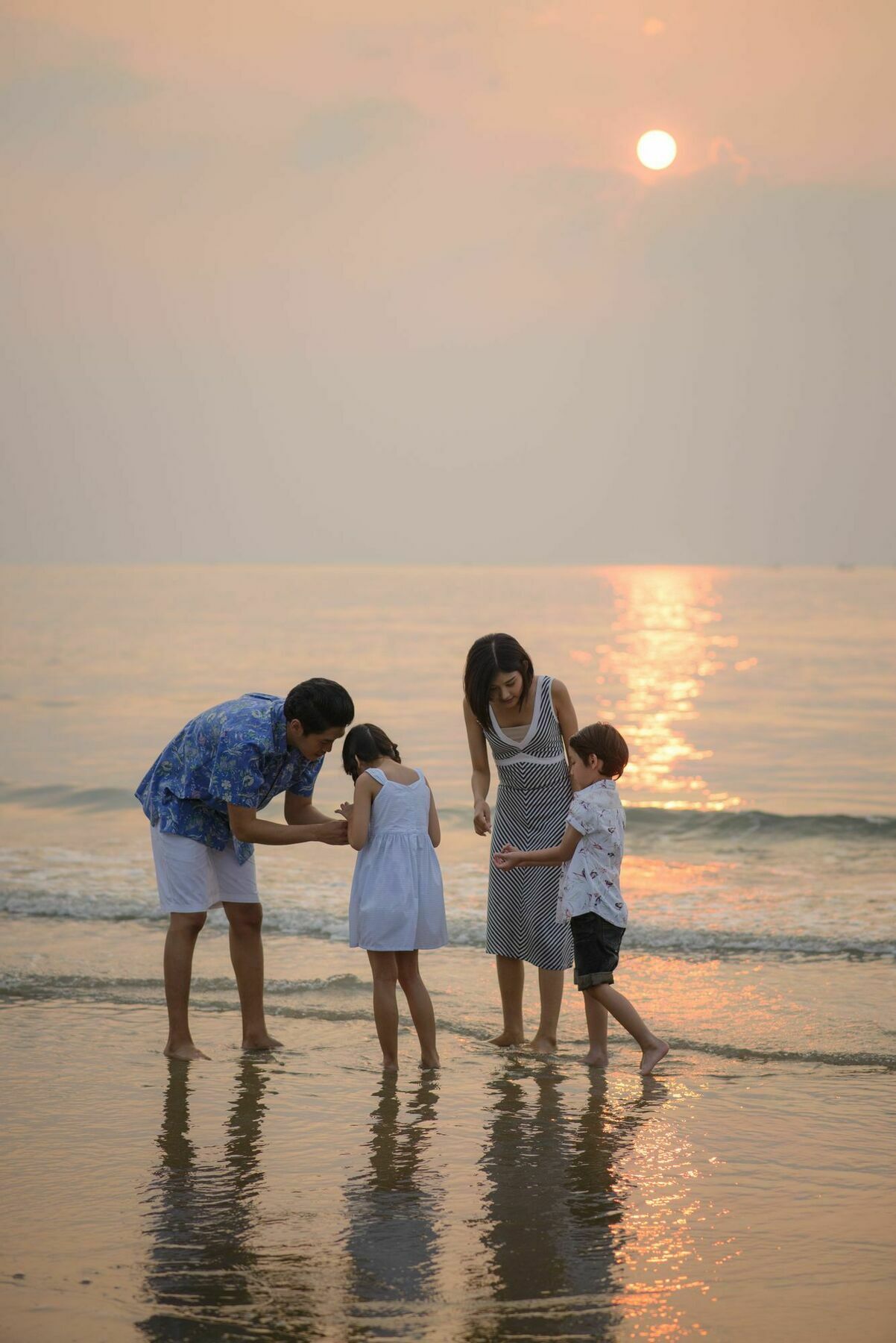 The Sea By Andrew * Sam Roi Yot