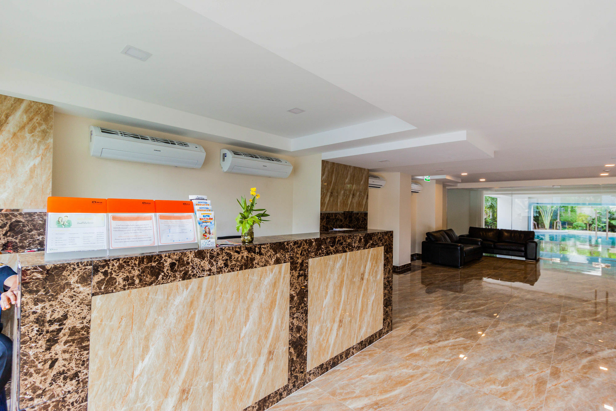 Apartment Club Royal Wongamat By Pattaya Sunny Bang Lamung