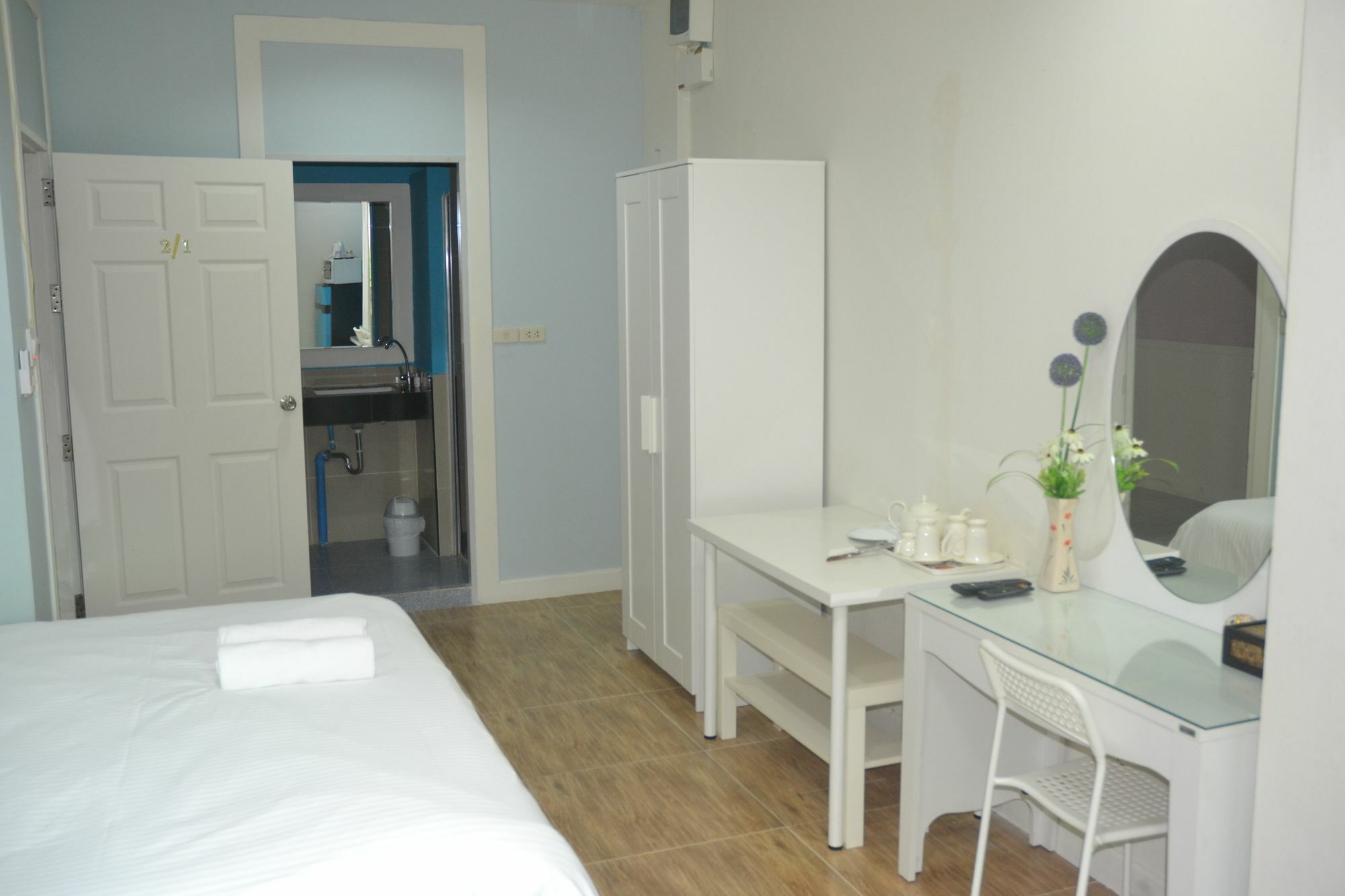 Oyo 75486 Anna Guest house Jomtien Beach